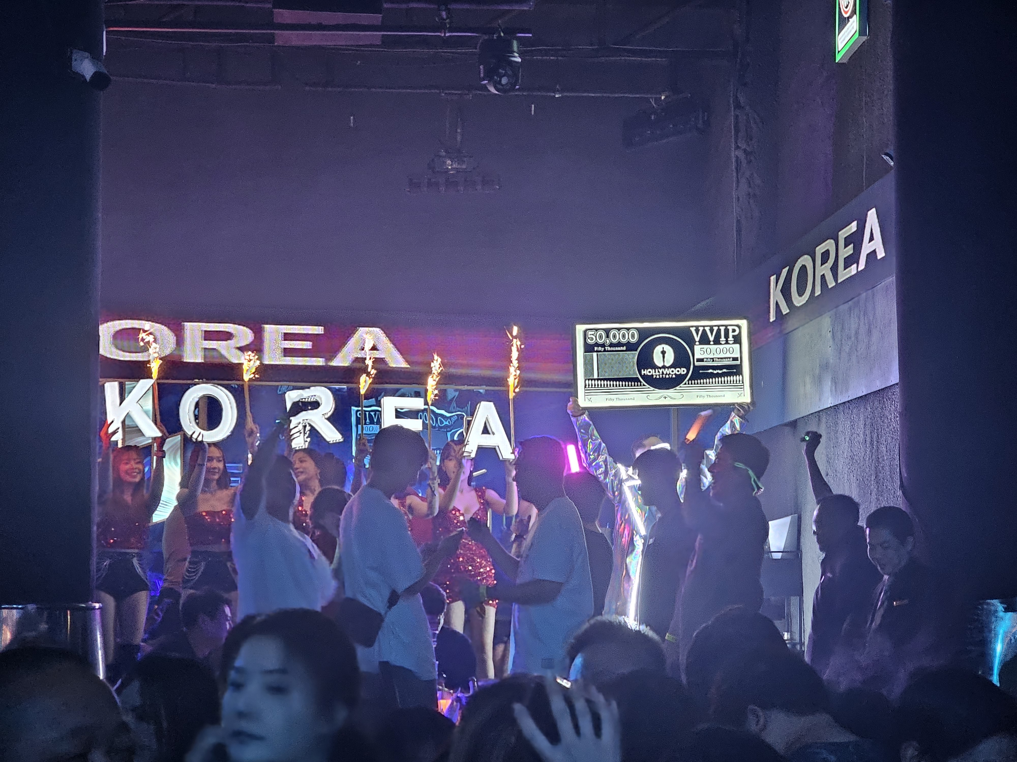 다낭 할리우드 클럽 VVIP 이벤트 - 다낭 클럽 파티